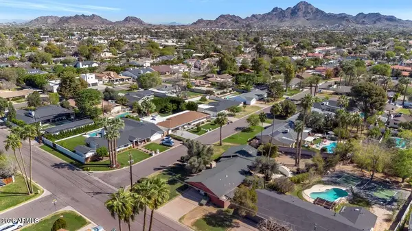 301 E Mclellan Boulevard #10, Phoenix, AZ 85012