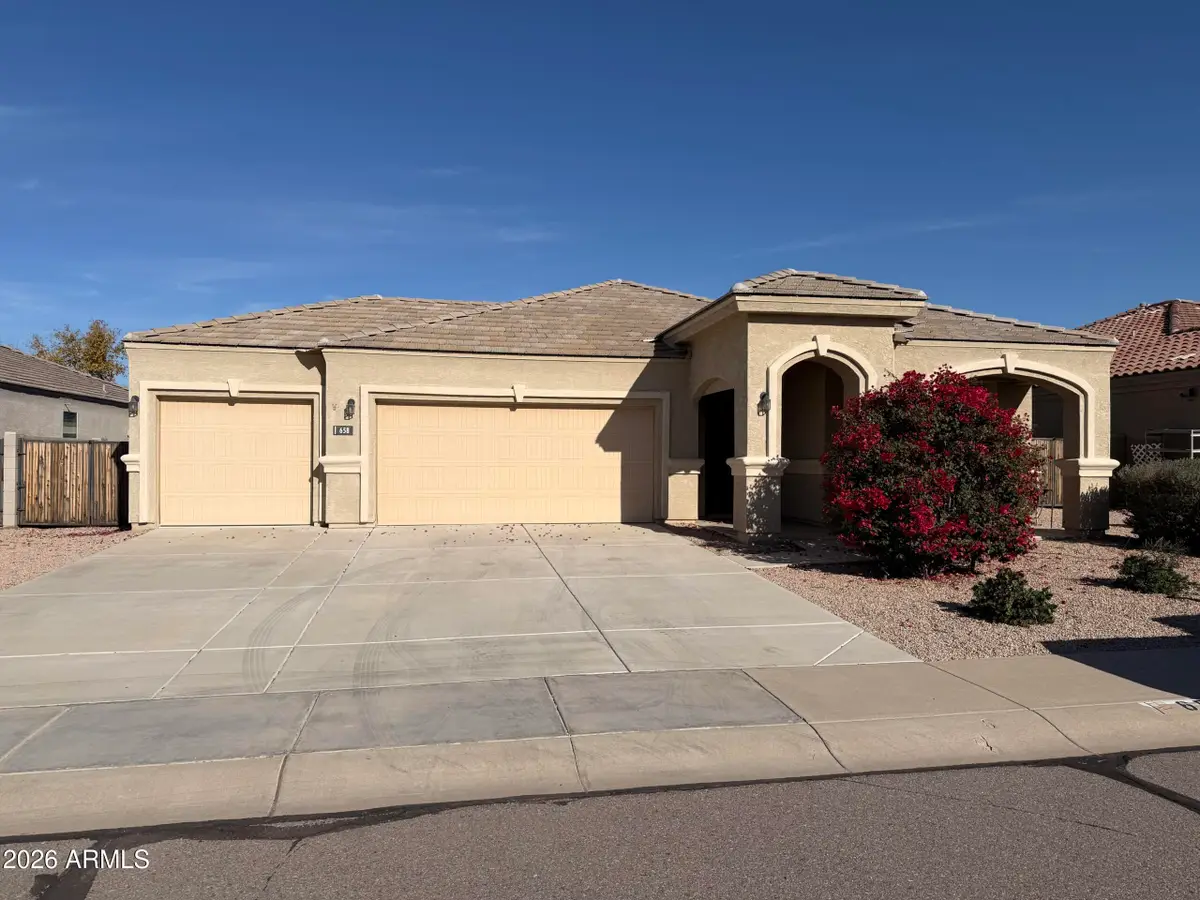 658 W Belmont Red Trail, San Tan Valley, AZ 85143 - #1