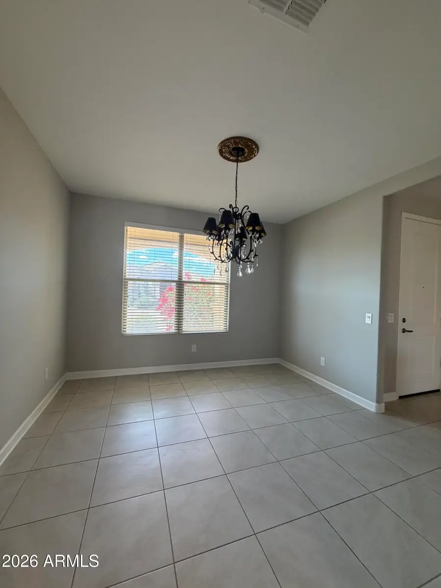 658 W Belmont Red Trail, San Tan Valley, AZ 85143 - #3