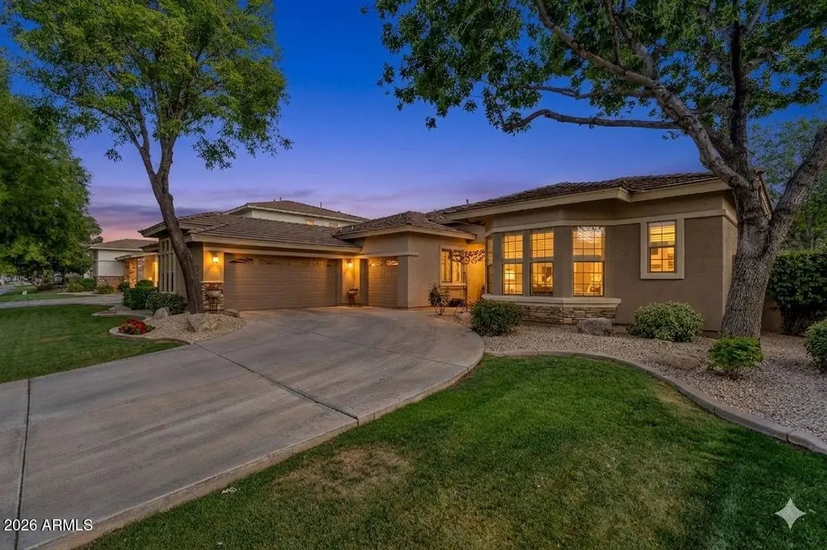 2927 E Washington Avenue, Gilbert, AZ 85234 - #1