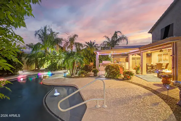 2803 W Angel Way, San Tan Valley, AZ 85144