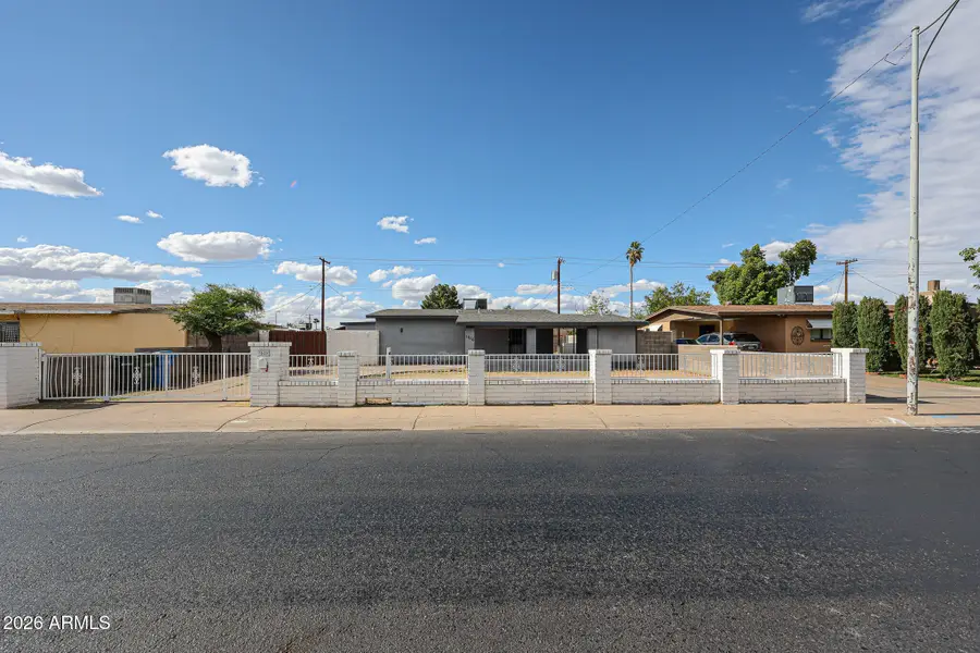 7616 W Mitchell Drive, Phoenix, AZ 85033 - #2