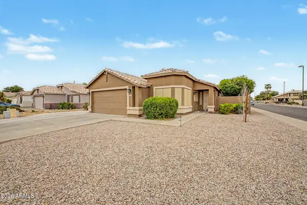 3303 E Woodside Way, Gilbert, AZ 85297