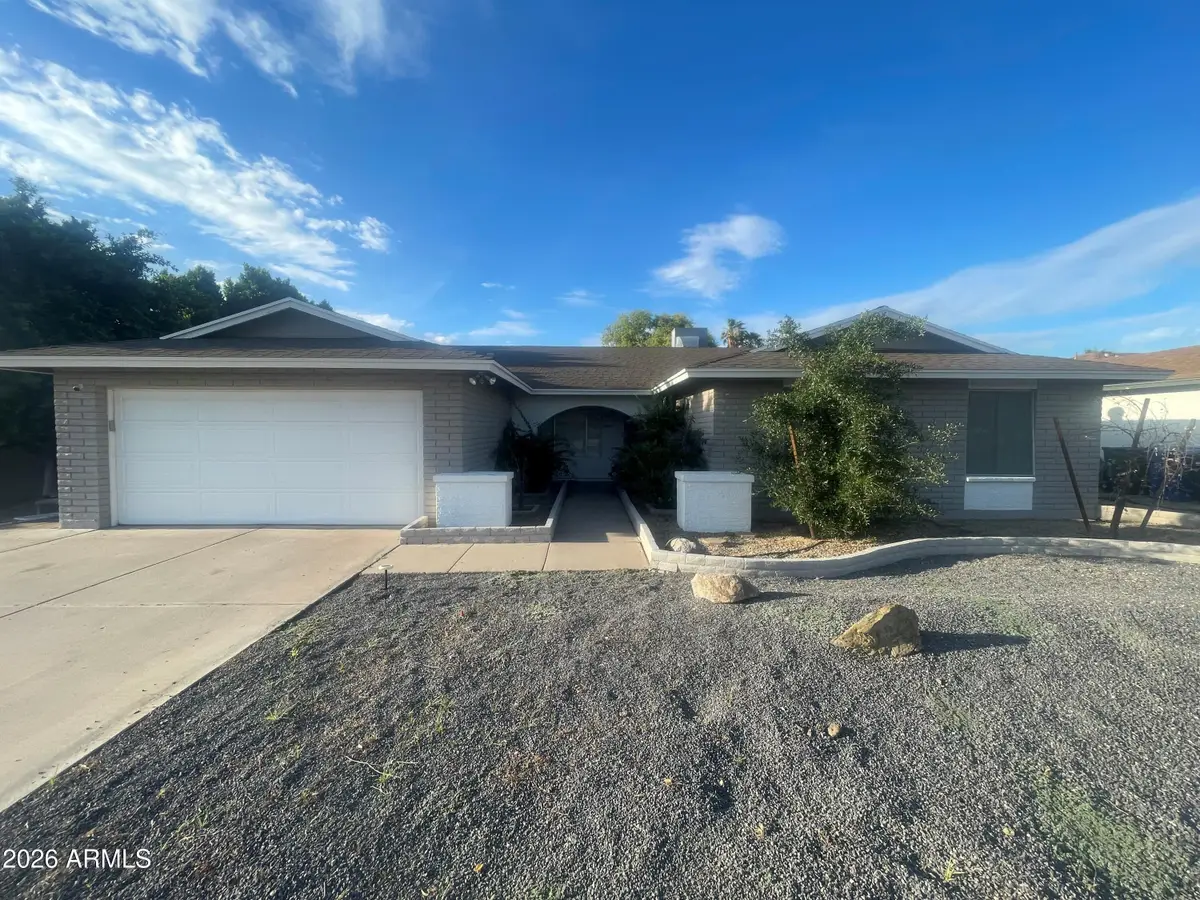 4020 W Sweetwater Avenue, Phoenix, AZ 85029 - #1