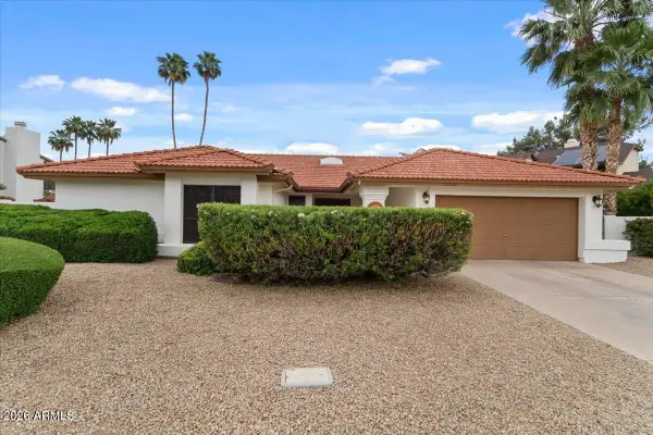 6223 E Paradise Lane, Scottsdale, AZ 85254