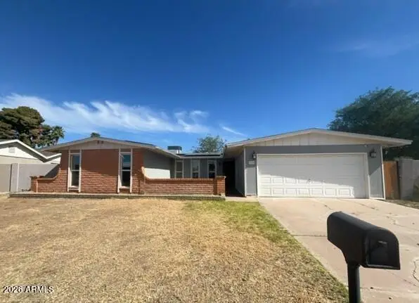 3656 W Windrose Drive, Phoenix, AZ 85029