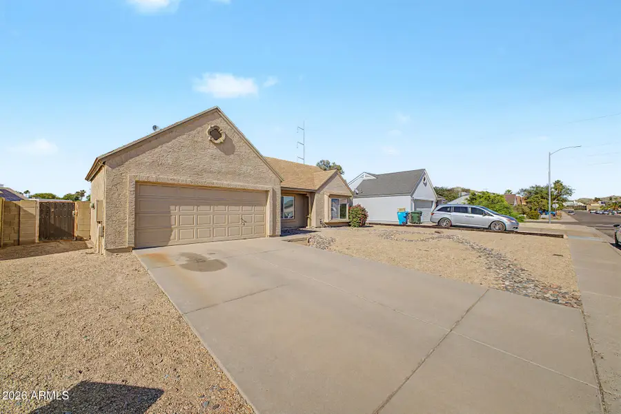 1118 E Utopia Road, Phoenix, AZ 85024 - #2