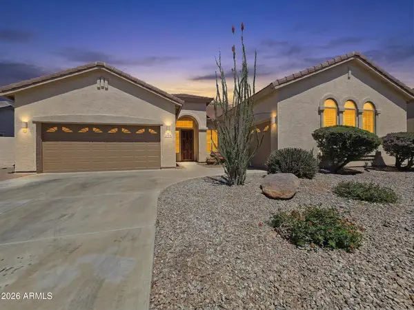 8614 W Morten Avenue, Glendale, AZ 85305