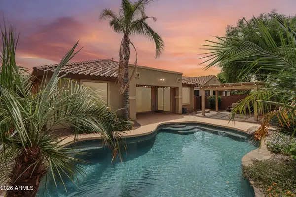 726 E Kingbird Drive, Gilbert, AZ 85297