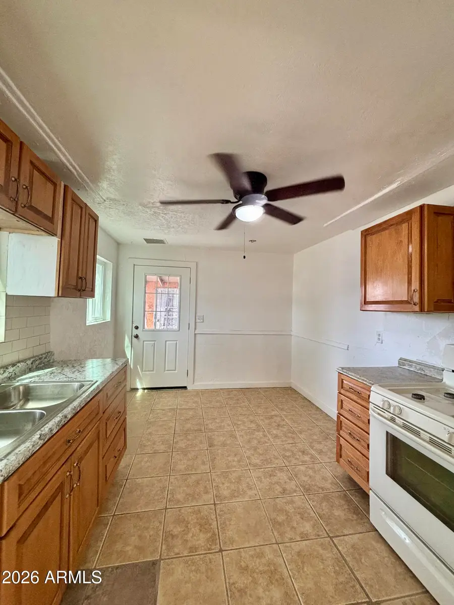 3036 W Almeria Road, Phoenix, AZ 85009 - #2