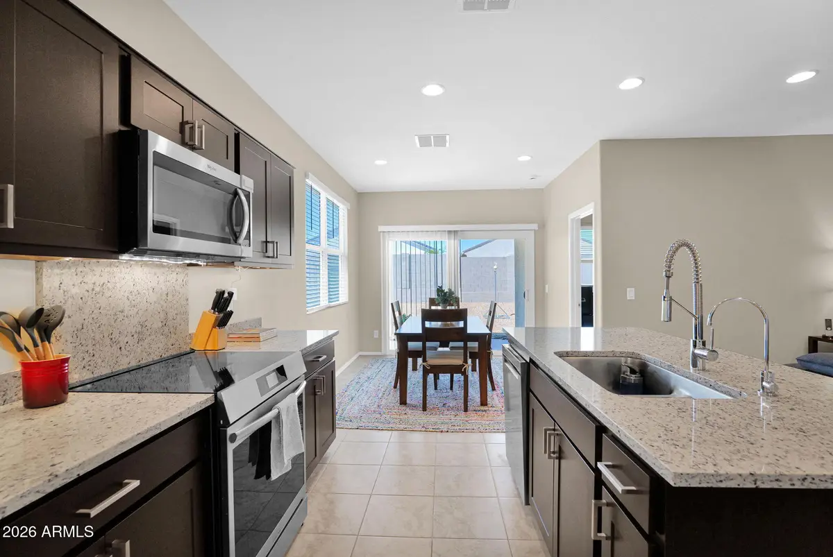 1172 W Paradise Way, Casa Grande, AZ 85122 - #1