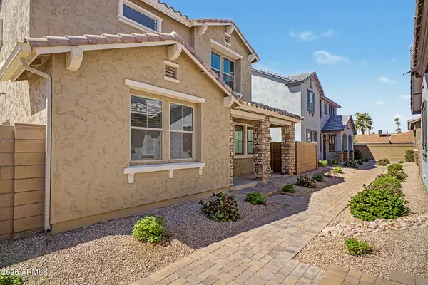 160 N 56th Place, Mesa, AZ 85205