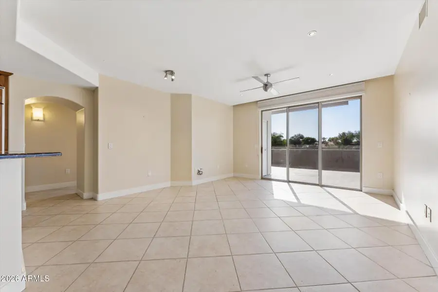 15802 N 71st Street #211, Scottsdale, AZ 85254 - #3