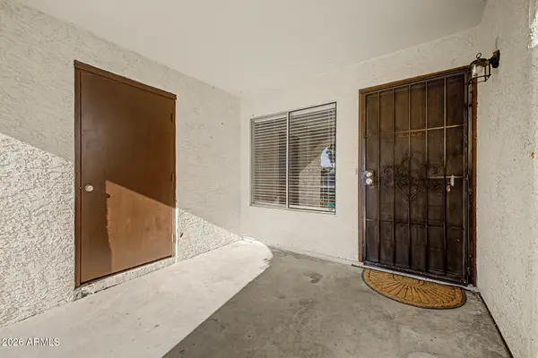 4730 W Northern Avenue #1104, Glendale, AZ 85301