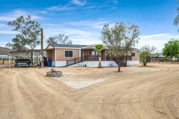 3667 W Allen Road, San Tan Valley, AZ 85144