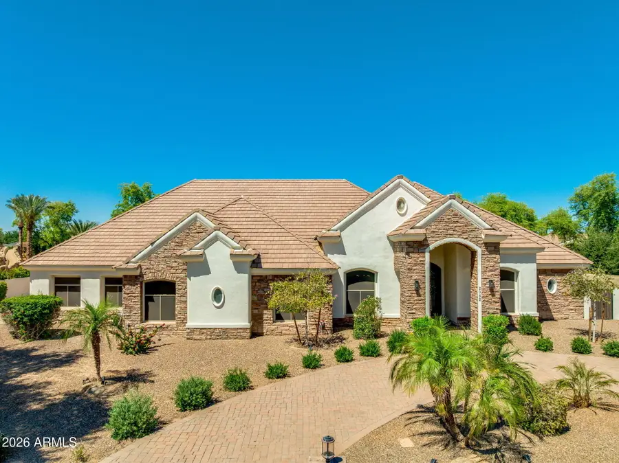 2082 E Sanoque Boulevard, Gilbert, AZ 85298 - #3