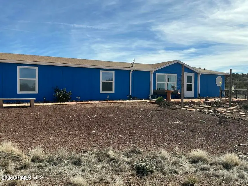 1505 W Bernadines Way, Ash Fork, AZ 86320 - #1