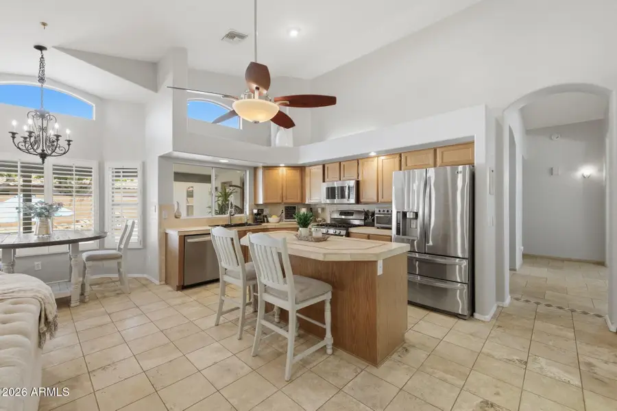 652 W Nido Avenue, Mesa, AZ 85210 - #2