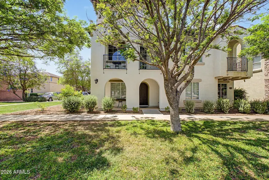 905 S Osborn Lane, Gilbert, AZ 85296 - #2