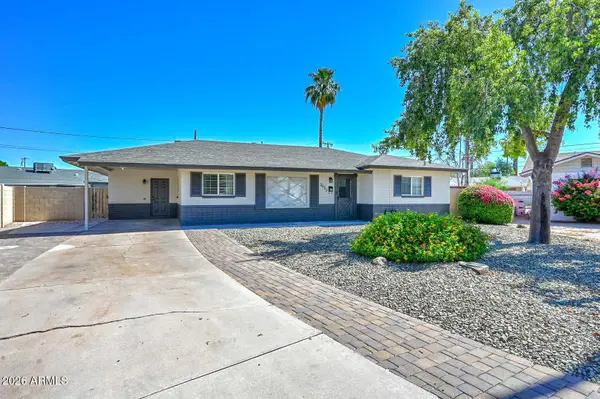 2032 E Cheery Lynn Road, Phoenix, AZ 85016