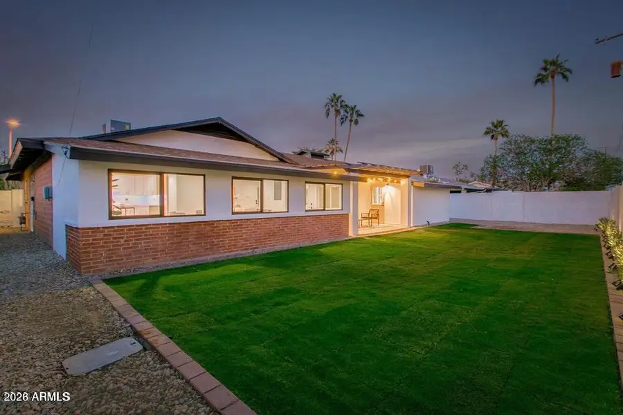 8443 E Edgemont Avenue, Scottsdale, AZ 85257 - #2