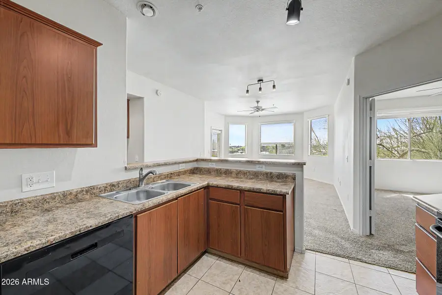 9820 N Central Avenue #132, Phoenix, AZ 85020 - #2