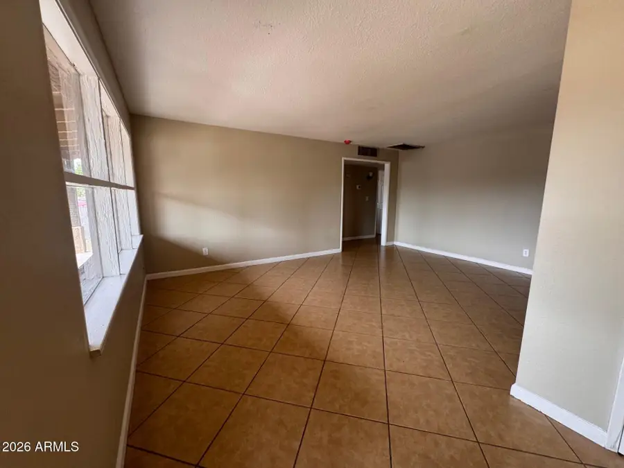 2936 W Highland Avenue, Phoenix, AZ 85017 - #2