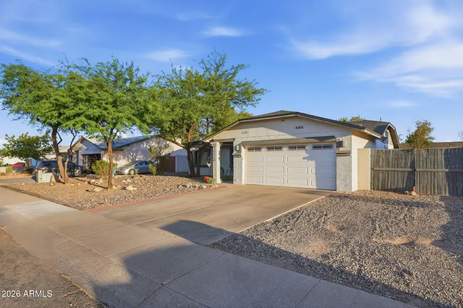 11113 W Roma Avenue W, Phoenix, AZ 85037 - #2