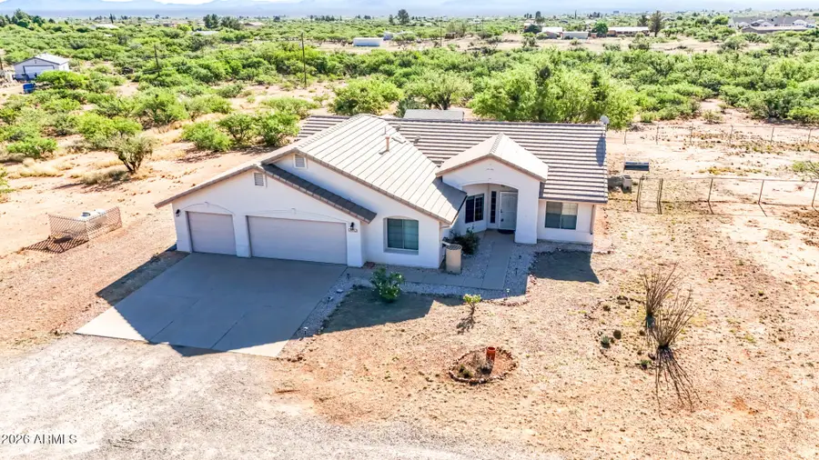 5823 S Moson Road, Hereford, AZ 85615 - #3