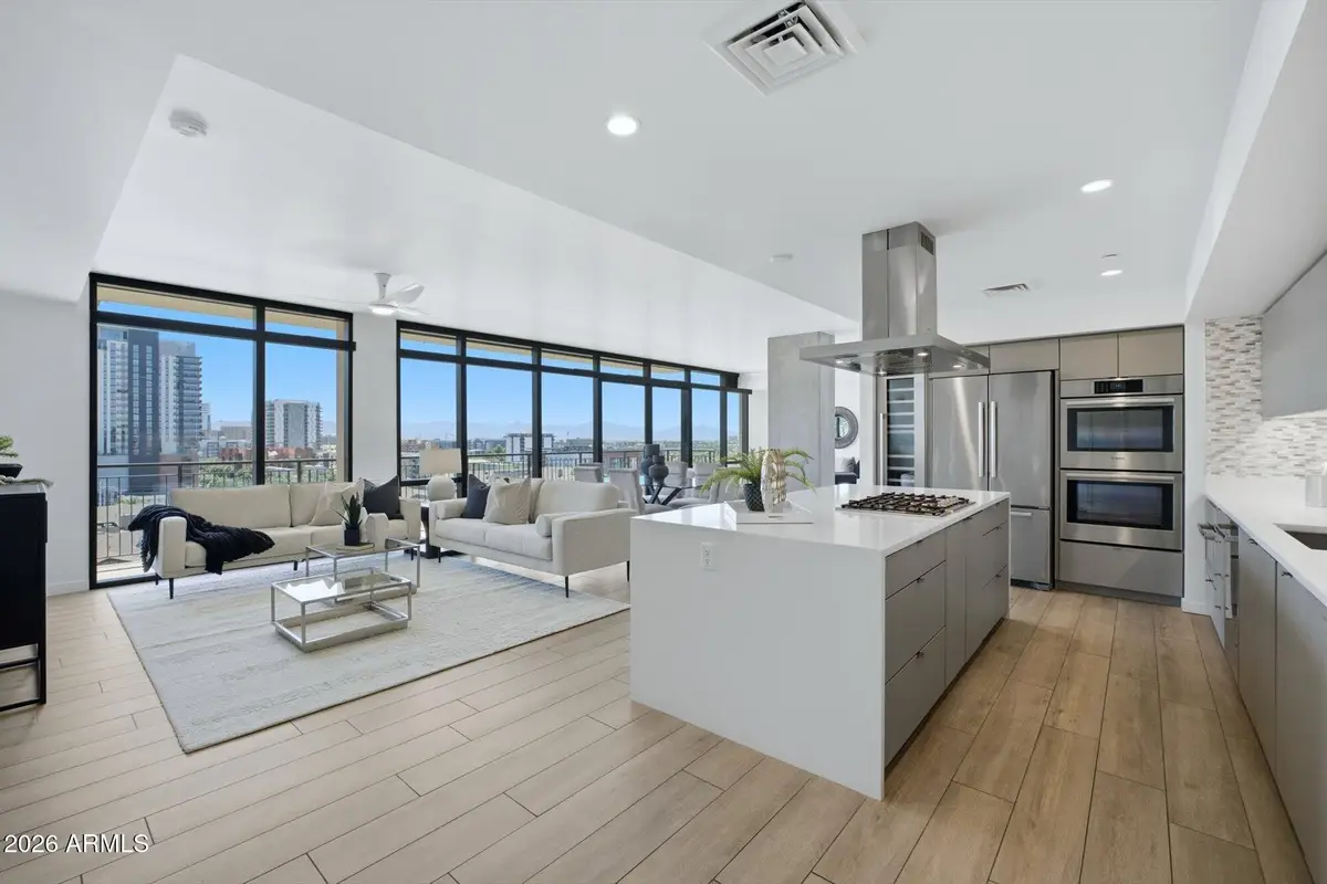 200 W Portland Street #1017, Phoenix, AZ 85003 - #1