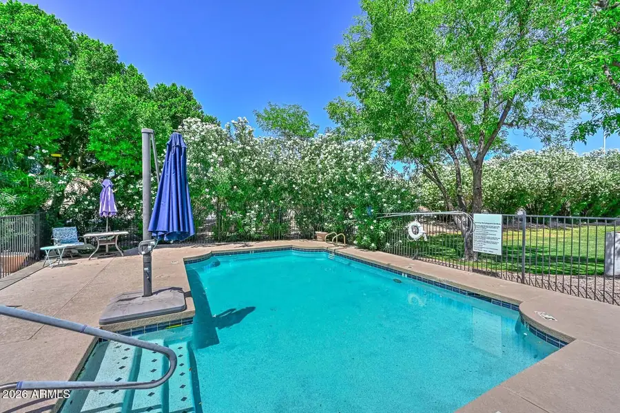 4805 E Kachina Trail #10, Phoenix, AZ 85044 - #2