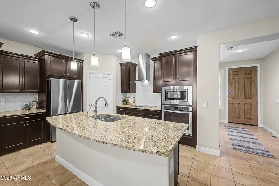 10748 W Lariat Lane, Peoria, AZ 85383 - #2