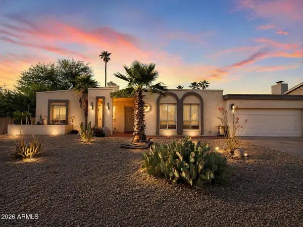 1132 E Village Circle Drive, Phoenix, AZ 85022