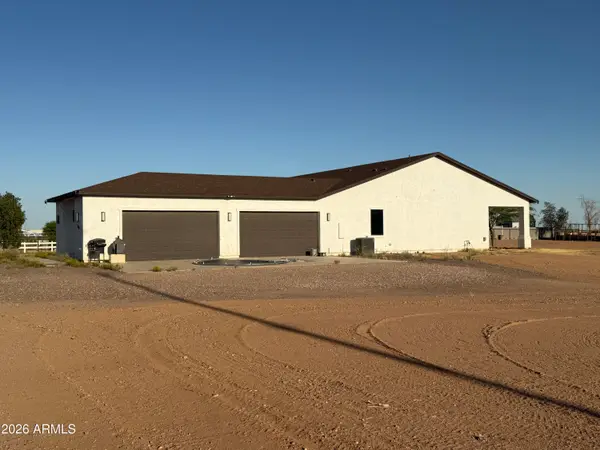 22227 W Dixileta Drive, Wittmann, AZ 85361
