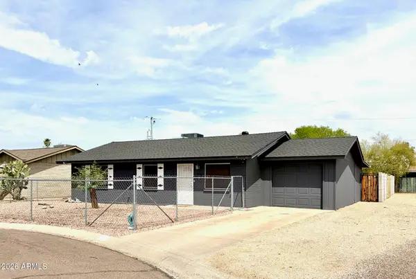 8211 N 8th Place N, Phoenix, AZ 85020