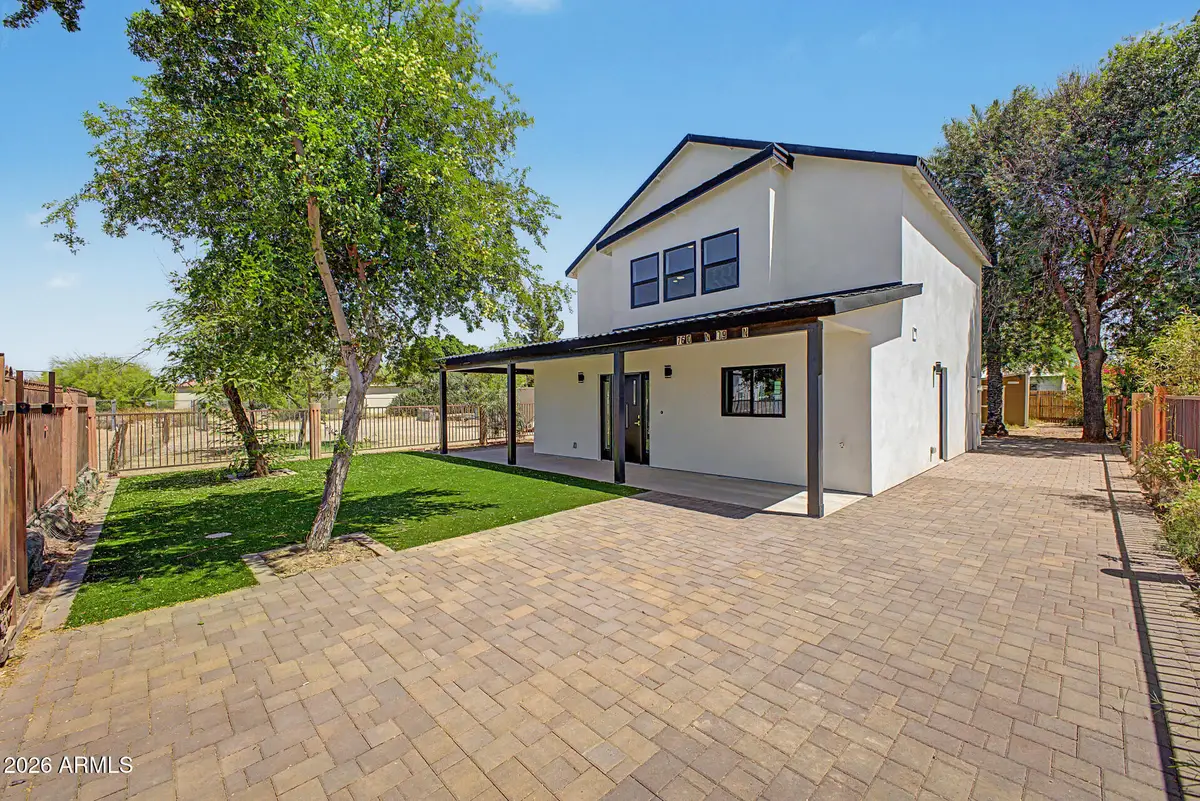 7601 N 59th Lane N, Glendale, AZ 85301 - #1