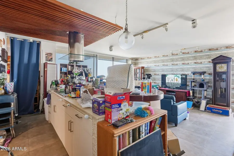 207 W Clarendon Avenue #C14, Phoenix, AZ 85013 - #2