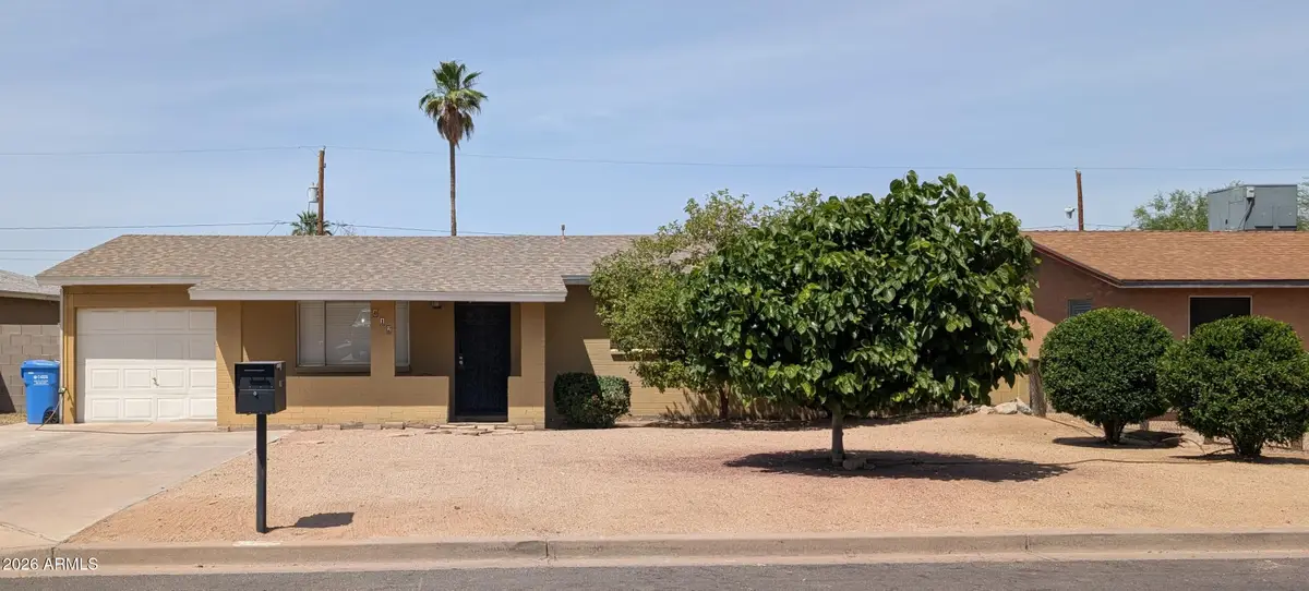 812 E Desert Drive N, Phoenix, AZ 85042 - #1