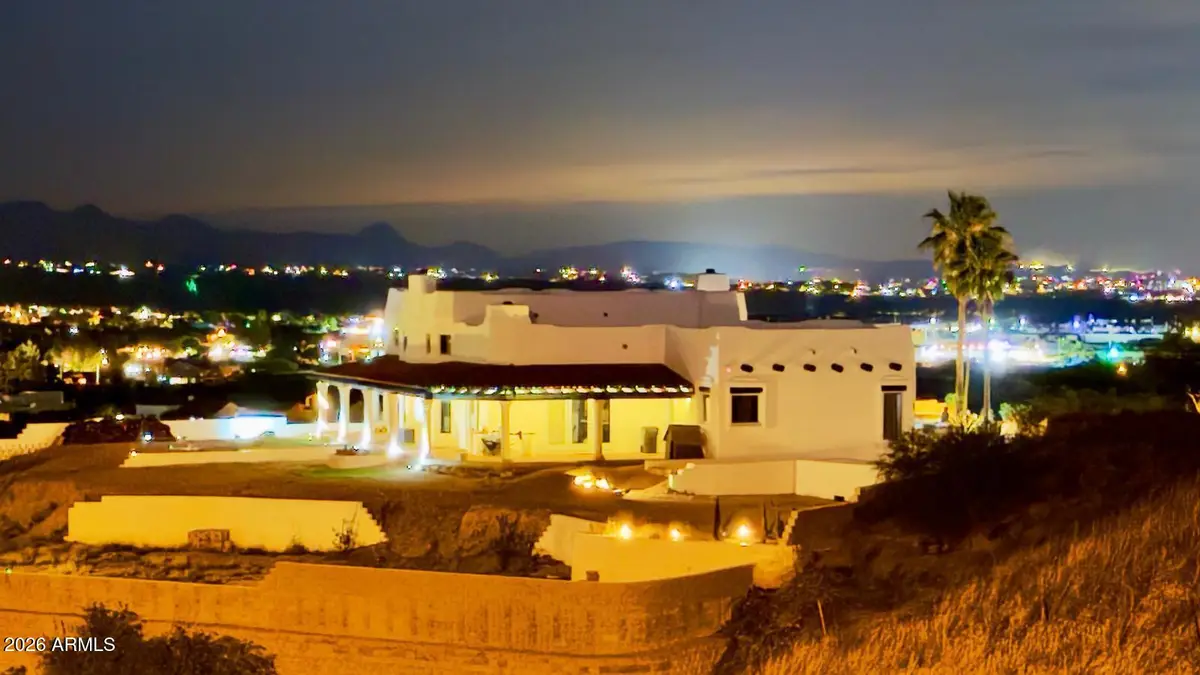 1091 W Mariposa Hills Drive, Nogales, AZ 85621 - #1