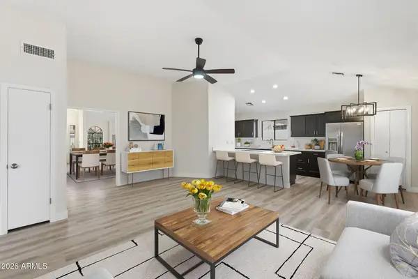 7113 W Julie Drive, Glendale, AZ 85308