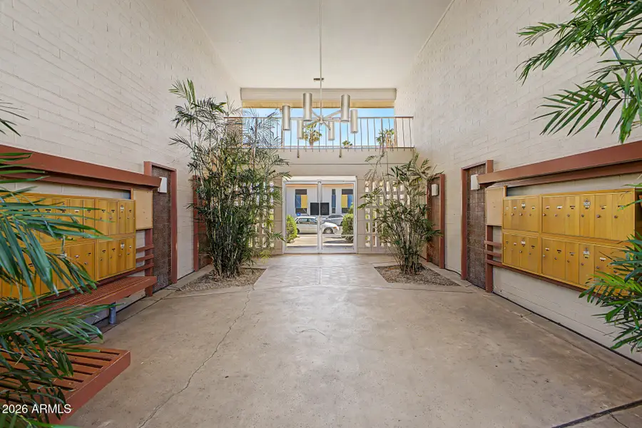 520 W Clarendon Avenue #E22, Phoenix, AZ 85013 - #2