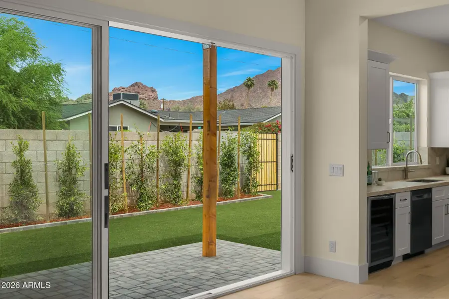 4314 E Glenrosa Avenue, Phoenix, AZ 85018 - #2