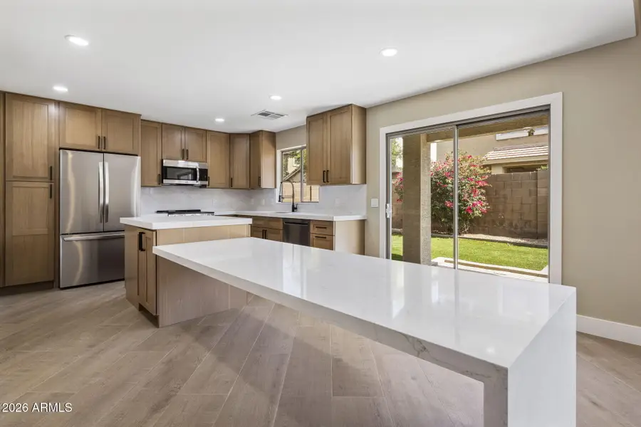 4052 E Abraham Lane, Phoenix, AZ 85050 - #2