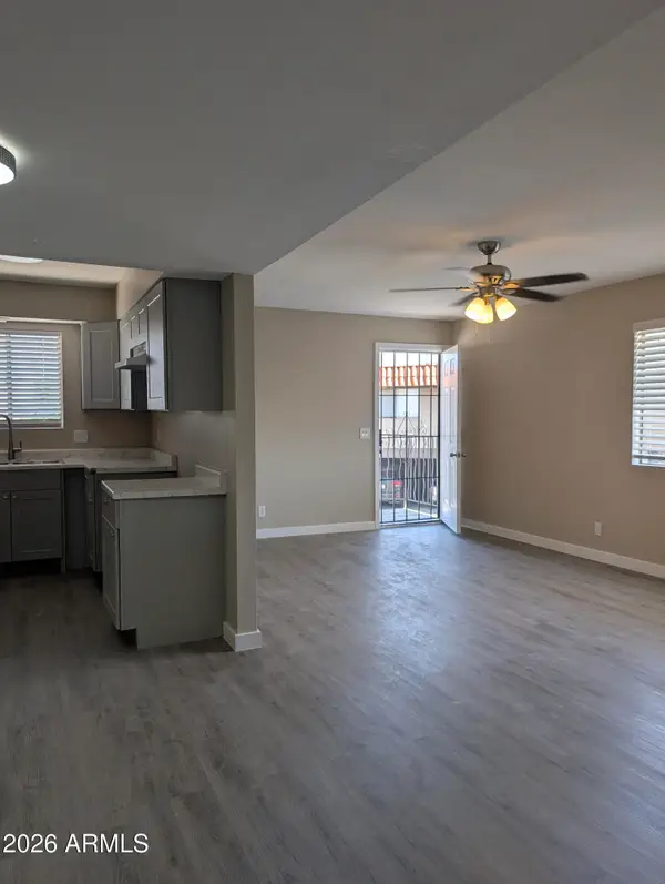 4714 E Belleview Street, Phoenix, AZ 85008