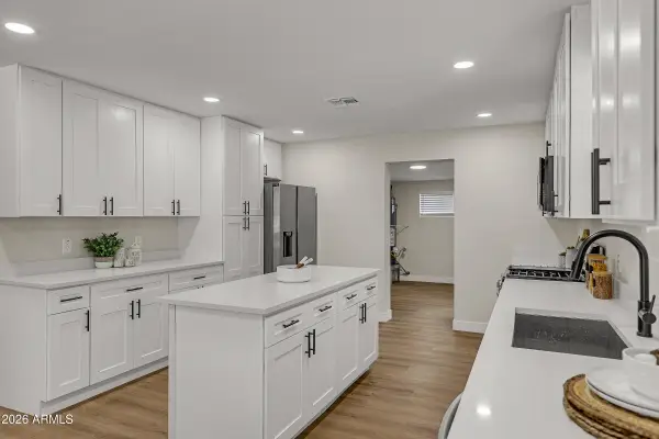 65 E 7th Avenue, Mesa, AZ 85210