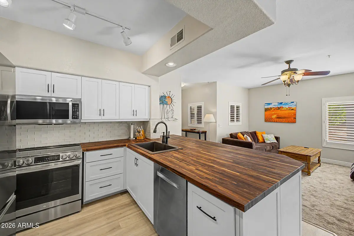 7401 W Arrowhead Clubhouse Drive #2068, Glendale, AZ 85308 - #1