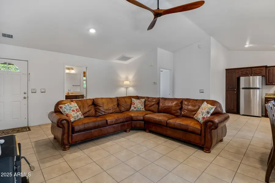 921 E Lauren Court, Show Low, AZ 85901 - #2