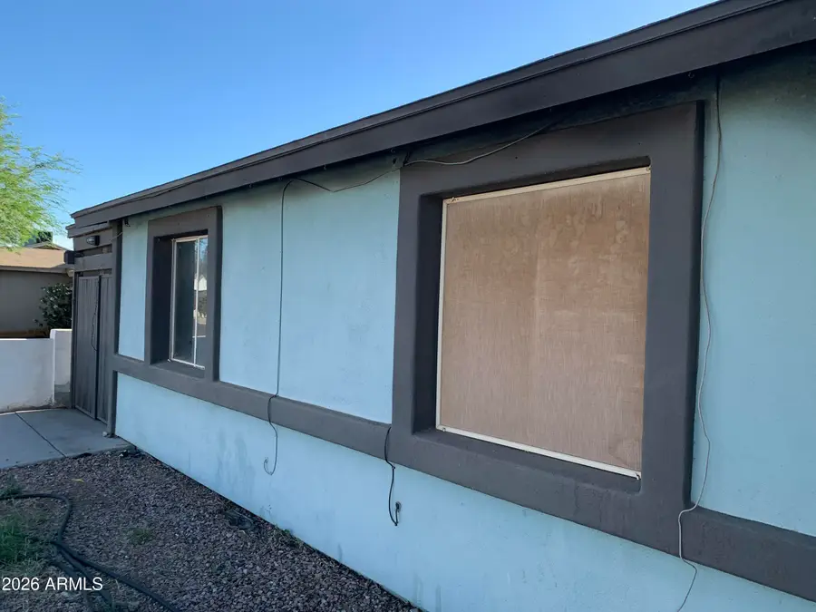 4202 N 72nd Lane, Phoenix, AZ 85033 - #3