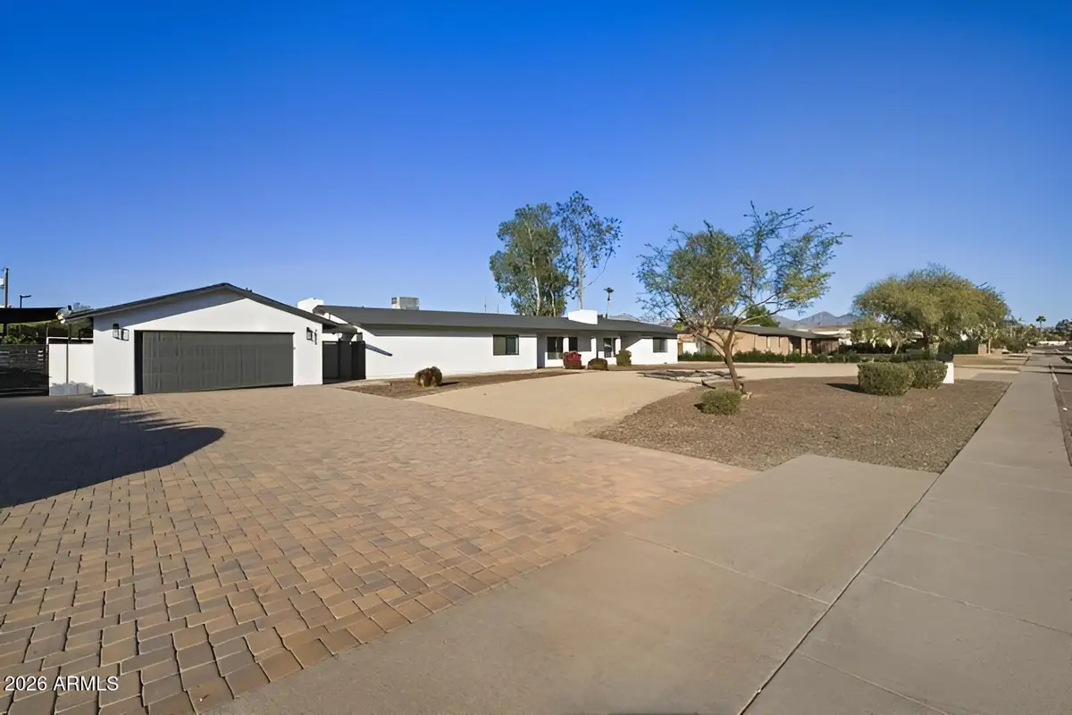 7834 E Sweetwater Avenue, Scottsdale, AZ 85260 - #1