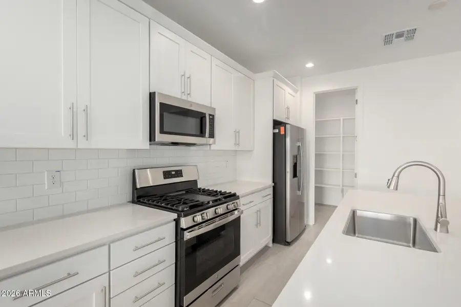 5417 W Royal Palm Road, Glendale, AZ 85302 - #3